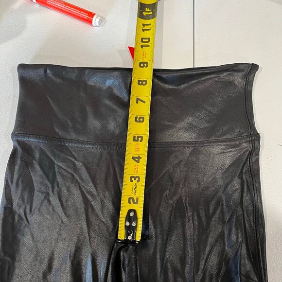 Spanx Faux Leather Black Leggings Pants Womens Size Small Mid Rise 2437 - Picture 10 of 10